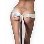 <strong>Белая атласная лента для ролевых игр</strong> <br />
Атласная лента белая прекрасно подходит для ролевых игр. Ширина ленты 7 см, длина 167 см. Упаковка - картонная коробка. <div class="charTableblock"> </div> Белая атласная лента для ролевых игр 
Атласная лента белая прекрасно подходит для ролевых игр. Ширина ленты 7 см, длина 167 см. Упаковка - картонная коробка.