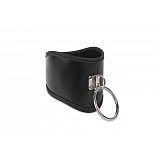 <strong>Широкий анатомически ошейник</strong> <br />
Великолепный ошейник, который оценят опытные любители БДСМ. <div class="charTableblock"><div><span>Материал</span>: кожзам</div><div><span>Цвет</span>: черный</div></div> Широкий анатомически ошейник 
Великолепный ошейник, который оценят опытные любители БДСМ.