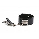 <strong>Широкий ошейник с поводком</strong> <br />
Великолепный атрибут для БДСМ игр, который обязательно понравится любителям доминировать. <div class="charTableblock"><div><span>Материал</span>: кожзам</div><div><span>Цвет</span>: черный</div></div> Широкий ошейник с поводком 
Великолепный атрибут для БДСМ игр, который обязательно понравится любителям доминировать.