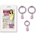 <strong>Клипсы на грудь с розовыми  шариками</strong> <br />
Клипсы-колечки с украшением на соски и клипса в пупок с розовыми шариками <div class="charTableblock"> </div> Клипсы на грудь с розовыми  шариками 
Клипсы-колечки с украшением на соски и клипса в пупок с розовыми шариками