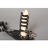 <strong>Пояс верности на замочке</strong> <br />
Четкая фиксация фаллоса. <div class="charTableblock"> </div> Пояс верности на замочке 
Четкая фиксация фаллоса.