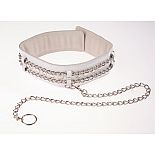 <strong>Белый кожаный ошейник с цепочкой-поводком </strong> <br />
Изготовлен из натуральной кожи с велюровой подкладкой. <div class="charTableblock"><div><span>Материал</span>: кожа</div><div><span>Цвет</span>: белый</div><div><span>Производитель</span>: Sitabella, Россия</div></div> Белый кожаный ошейник с цепочкой-поводком
Изготовлен из натуральной кожи с велюровой подкладкой.