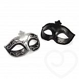 <strong>Маски на Маскарад FSoG Masks on Masquerade Twin Pack </strong> <br />
Две потрясающе красивые маски, создающие полный образ незнакомцев, которых одолевает страсть. <div class="charTableblock"> </div> Маски на Маскарад FSoG Masks on Masquerade Twin Pack  
Две потрясающе красивые маски, создающие полный образ незнакомцев, которых одолевает страсть.
