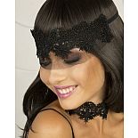 <strong>Кружевная маска-диадема Аlbori</strong> <br />
Головку королевы должна украшать диадема. <div class="charTableblock"> </div> Кружевная маска-диадема Аlbori 
Головку королевы должна украшать диадема.