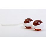 <strong>Коричневые вагинальные шарики в силиконовой оболочке</strong> <br />
Вагинальные шарики со смещенным центром тяжести для тренировки интимных мышц. <div class="charTableblock"><div><span>Материал</span>: силикон</div><div><span>Диаметр, см</span>: 3.30</div><div><span>Диаметр, см</span>: 3</div><div><span>Производитель</span>: White Label, Китай</div></div> Коричневые вагинальные шарики в силиконовой оболочке 
Вагинальные шарики со смещенным центром тяжести для тренировки интимных мышц.