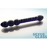 <strong>Синий стеклянный двусторонний стимулятор (Toyfa 912052)</strong> <br />
Этот синий фаллос из стекла – секс-игрушка 2-в-1. А всё потому, что он двусторонний. С одной стороны находится гладкая ёлочка для непревзойденной стимуляции лона, а с другой – набалдашник на длинном основании, который подойдет для анальной стимуляции. <br><br>
Вы можете сами выбирать темп чувственного скольжения, рельеф, а также вид проникновения. Как ни поверни, захватывающие ощущения гарантированы.
<div class="charTableblock"><div><span>Длина, см</span>: 17,5</div><div><span>Диаметр, см</span>: 2.50</div><div><span>Материал</span>: стекло</div><div><span>Цвет</span>: другой</div><div><span>Особенности</span>: без мошонки</div><div><span>Длина, см</span>: 17-20</div><div><span>Диаметр, см</span>: 2</div><div><span>Производитель</span>: Sexus, Китай</div></div> Синий стеклянный двусторонний стимулятор (Toyfa 912052)
Этот синий фаллос из стекла – секс-игрушка 2-в-1. А всё потому, что он двусторонний. С одной стороны находится гладкая ёлочка для непревзойденной стимуляции лона, а с другой – набалдашник на длинном основании, который подойдет для анальной стимуляции. <br><br>
Вы можете сами выбирать темп чувственного скольжения, рельеф, а также вид проникновения. Как ни поверни, захватывающие ощущения гарантированы.