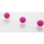 <strong>Цепочка из 3-х фиолетовых шариков</strong> <br />
Анальные шарики 19,5см фиолет. <div class="charTableblock"><div><span>Длина, см</span>: 19.5</div><div><span>Диаметр, см</span>: 2.5</div><div><span>Материал</span>: пластик</div><div><span>Цвет</span>: другой</div><div><span>Особенности</span>: шарики</div><div><span>Длина, см</span>: 17-20</div><div><span>Диаметр, см</span>: 2</div></div> Цепочка из 3-х фиолетовых шариков 
Анальные шарики 19,5см фиолет.