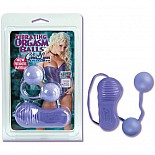<strong>Шарики с вибрацией Futurotic GINA LYNN 1122-40 CD SE</strong> <br />
Вагинальные шарики сиреневого цвета из пластика в мягкой оболочке из нежного материала Futurotic. <div class="charTableblock"> </div> Шарики с вибрацией Futurotic GINA LYNN 1122-40 CD SE
Вагинальные шарики сиреневого цвета из пластика в мягкой оболочке из нежного материала Futurotic.