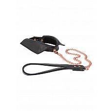   Entice Chelsea Collar with Leash 
       ?      Chelsea Collar.