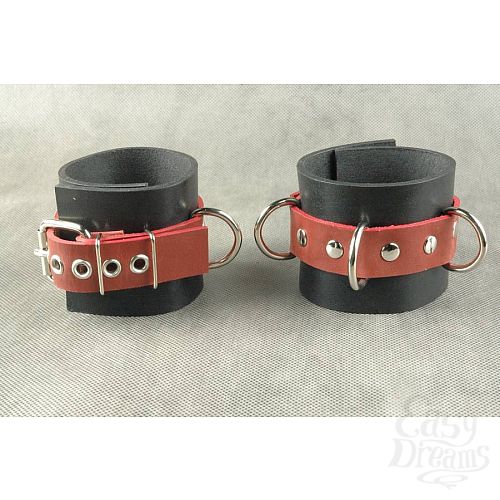  1:  ׸     3  D-