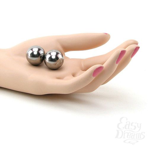  3     S M STEEL BALLS