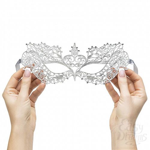  4      Anastasia Masquerade Mask