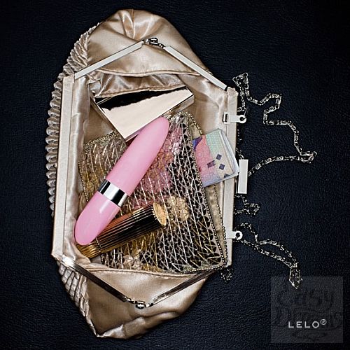  5    Mia Petal Pink    USB (LELO)
