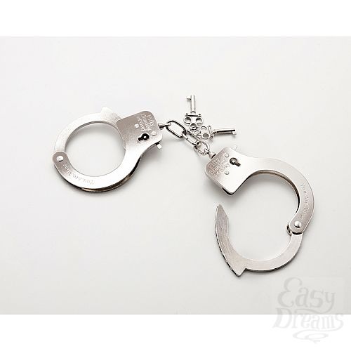  2    Metal Handcuffs